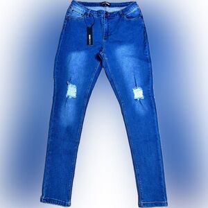 NWT Fashion Nova SZ 1X “Booty lifter skinny jeans” med. blue wash/waist 32”-38”
